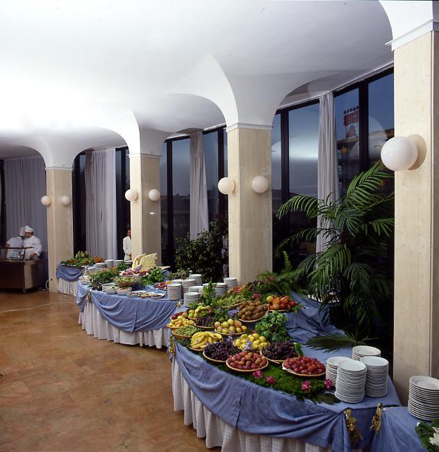 Hotel President Silvi Marina Esterno foto